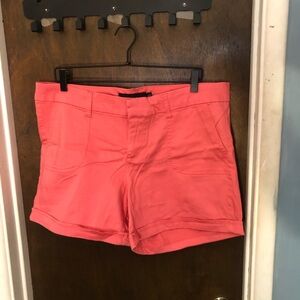 Pink Torrid shorts, like new condition.